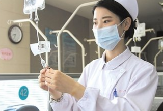 2018年中国医疗服务行业未来趋势预测分析及投资规划研究建议