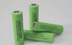 2018年中国锂电池负极材料行业发展现状及上游原料价格走势「图」