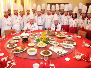 新东方烹饪学校IPO发行价区间为9.8-12.26港元，拟最高募资53亿港元