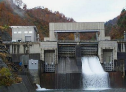 2019年中国水电行业建设现状及水力发电量统计,水电建设投资规模逐渐回升「图」