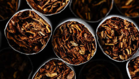 2020年中国烟草行业现状与相关政策分析，新型烟草市场潜力巨大「图」