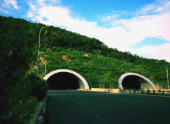 2019年中国公路隧道建设现状分析，公路隧道安全营运至关重要「图」