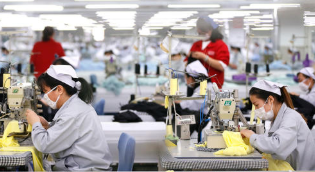 2020年中国纺织服装业经济运行情况分析,加快由纺织品服装出口大国向出口强国转变「图」