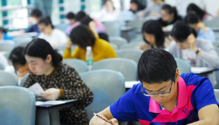 2020年我国研究生招考现状,专业型硕士报考及录取规模的扩张趋势将持续「图」