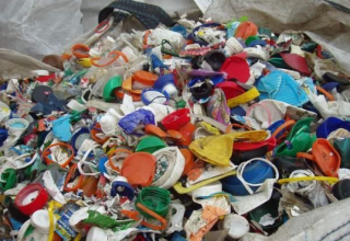 2020年中国废塑料行业市场现状分析，“碳中和”背景下，废塑料回收具有重要意义「图」