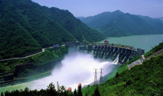 2021年中国水力发电装机量、发电量和竞争格局情况，总水电装机容量达391GW「图」
