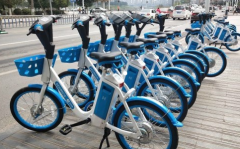 共享单车骑行量飙升！自行车线上线下销量高，骑行将成新时尚，期待“步行自行车友好城市”