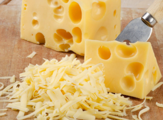 2021年全球及中国奶酪（芝士）行业发展现状分析，近年来奶酪在国内渗透率持续提升「图」