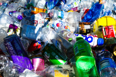 2022年全球瓶级PET回收利用（rPET）行业现状分析，环保促进再生塑料市场增长「图」