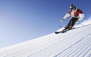 2022年中国滑雪产业现状分析,滑雪人次回暖,渗透率和用户粘性待提升「图」