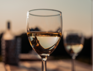 快速推进白酒产业发展 酱香白酒特色产区打造成为桐梓新的经济增长极