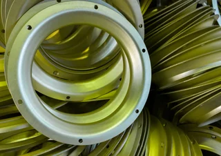 2025年中国氧化铝行业发展现状、竞争格局及发展前景展望，新能源领域的快速发展带来新的市场机遇「图」